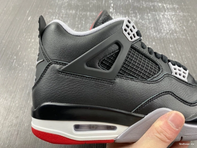  4  Retro Reimagined Bred FV5029-006 Jordan 0818